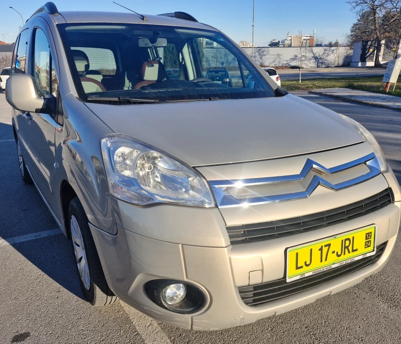 Citroen Berlingo Multispace 1.6 дизел, снимка 2 - Автомобили и джипове - 48407255