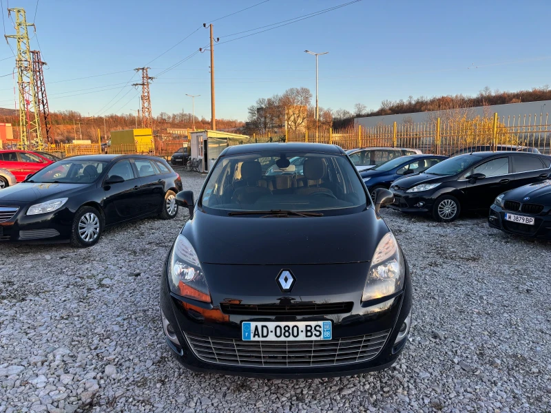 Renault Scenic 1.9-131кс, 7-местен, снимка 5 - Автомобили и джипове - 48568574