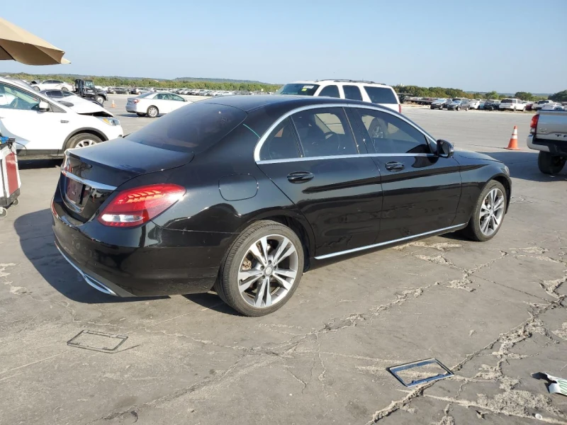 Mercedes-Benz C 300 СЕРВИЗНА ИСТОРИЯ| ГРАДУШКОВ, снимка 3 - Автомобили и джипове - 48618401