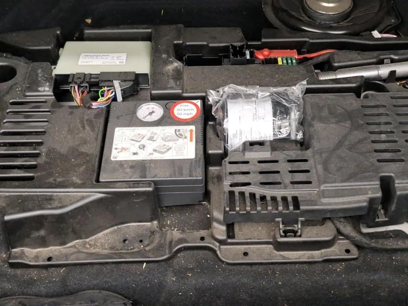 Mercedes-Benz CLA 180, снимка 16 - Автомобили и джипове - 49750583