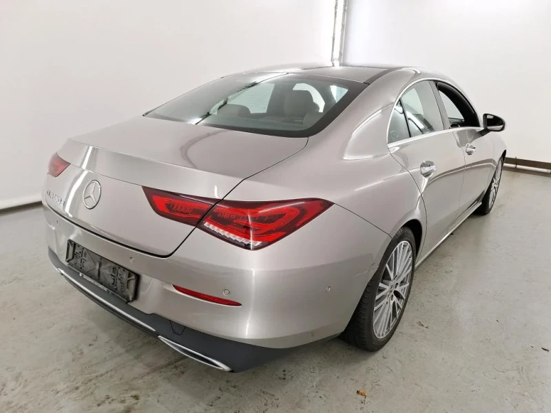 Mercedes-Benz CLA 180, снимка 4 - Автомобили и джипове - 49750583