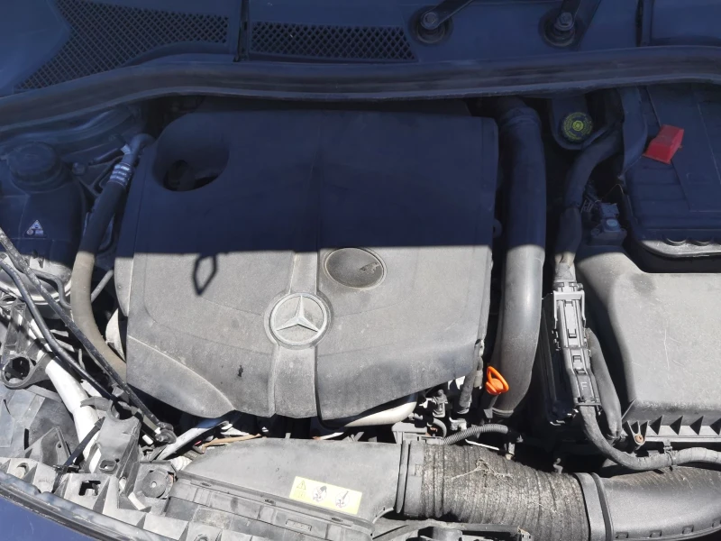 Mercedes-Benz B 180 B180CDI, снимка 10 - Автомобили и джипове - 50879477