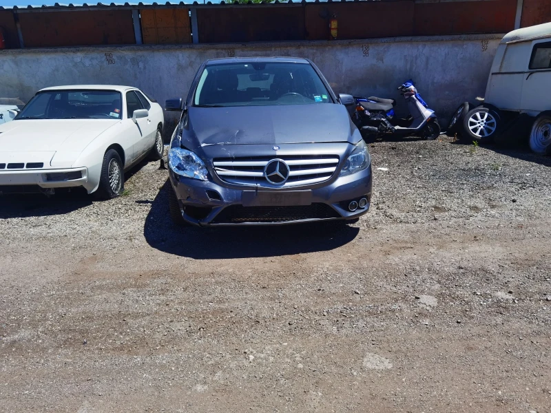 Mercedes-Benz B 180 B180CDI, снимка 5 - Автомобили и джипове - 50879477