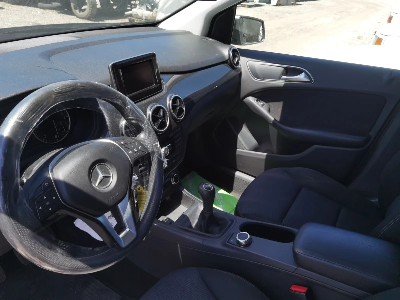 Mercedes-Benz B 180 B180CDI, снимка 6 - Автомобили и джипове - 50879477
