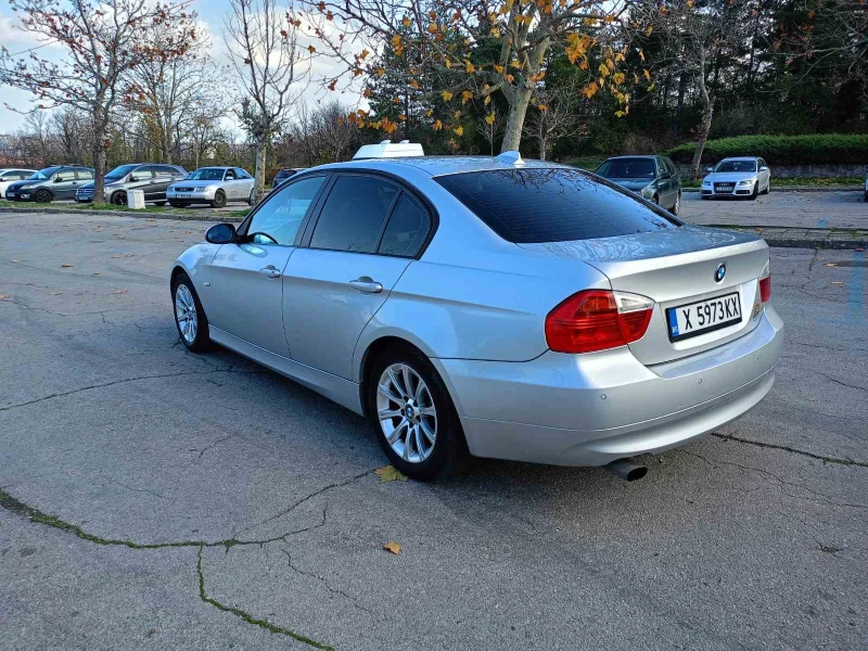 BMW 320, снимка 7 - Автомобили и джипове - 52878931
