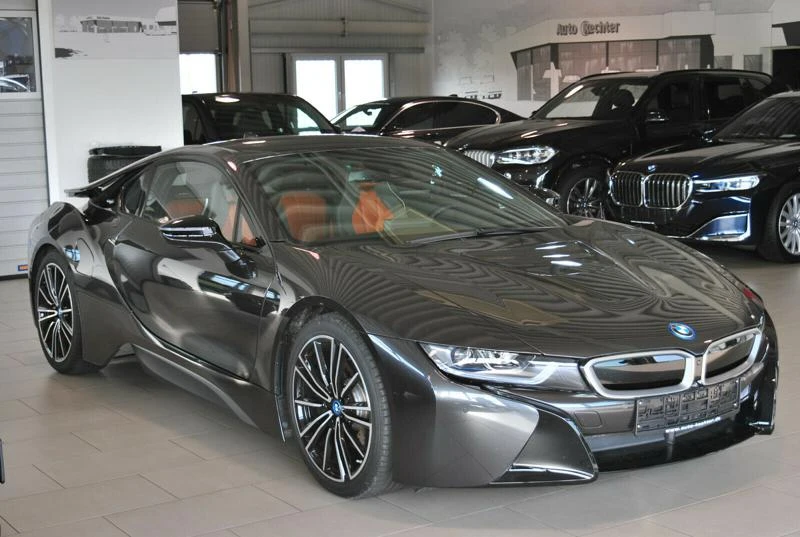 BMW i8 Coupe, снимка 3 - Автомобили и джипове - 23199289