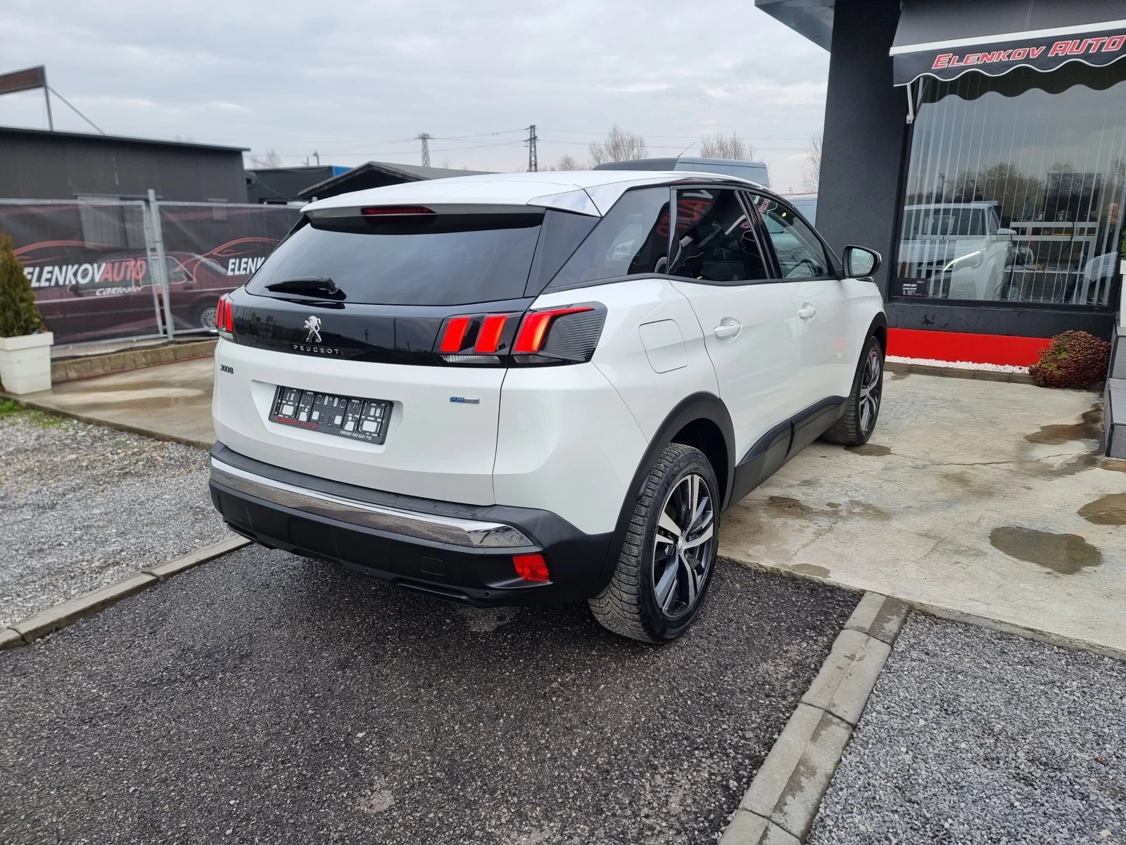 Peugeot 3008 УНИКАТ 111813км 1.2 I-131К.С EURO 6b-ШВЕЙЦАРИЯ - изображение 8