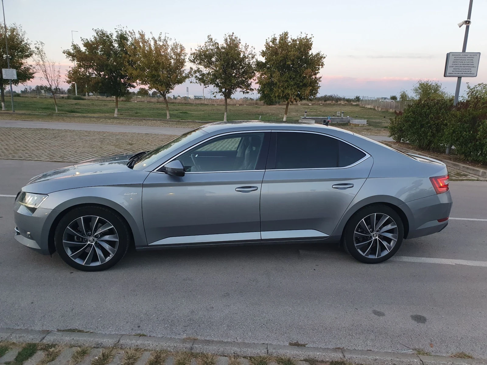 Skoda Superb Skoda Superb L&K* 2.0TDI* DSG* 4х4 - изображение 2