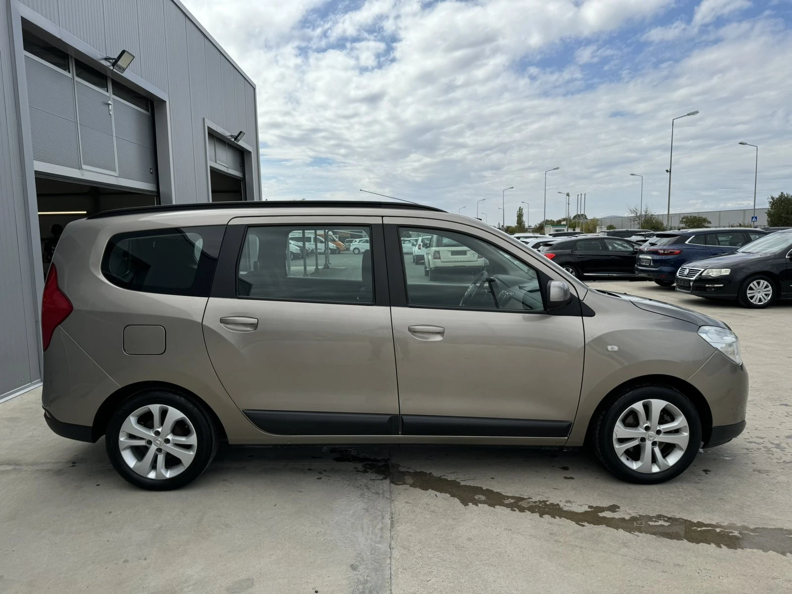 Dacia Lodgy 1.5dci 110ps 6skorosti - изображение 6