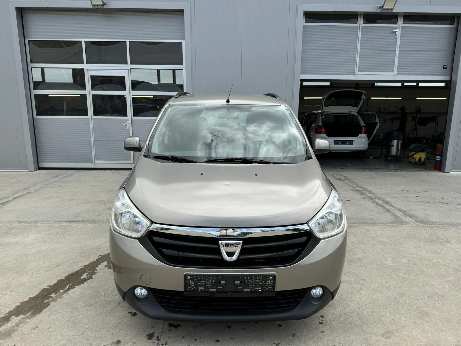 Dacia Lodgy 1.5dci 110ps 6skorosti - изображение 8