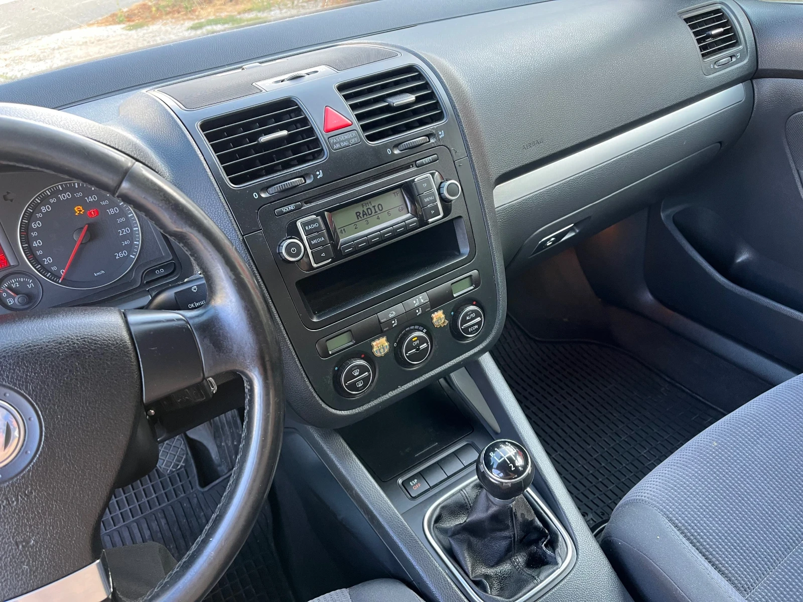 VW Jetta 1.9 ДИЗЕЛ 105 КС - изображение 10