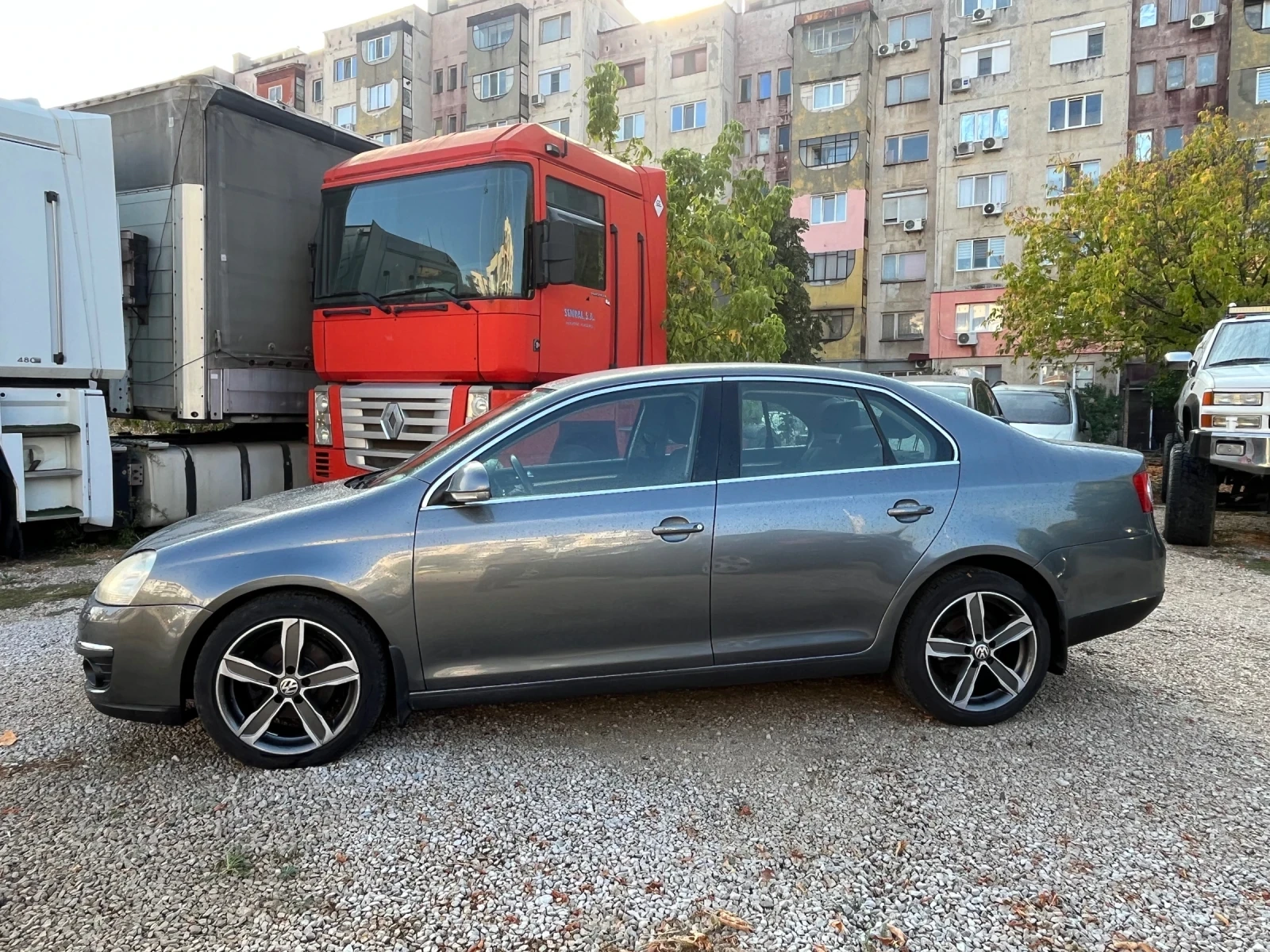 VW Jetta 1.9 ДИЗЕЛ 105 КС - изображение 4