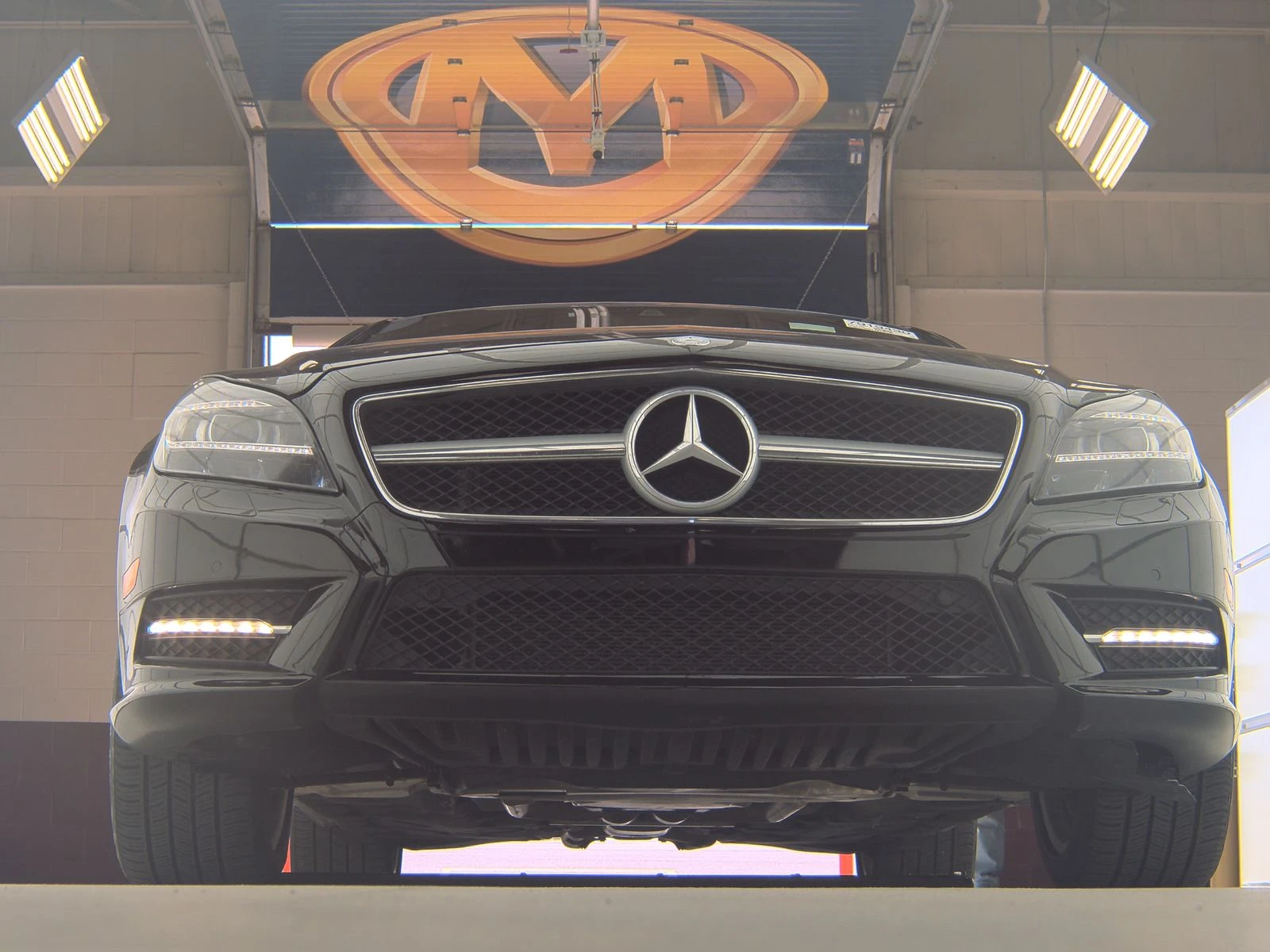 Mercedes-Benz CLS 550 4MATIC* HARMAN* OBDUH* PANO* CAMERA*  - изображение 3