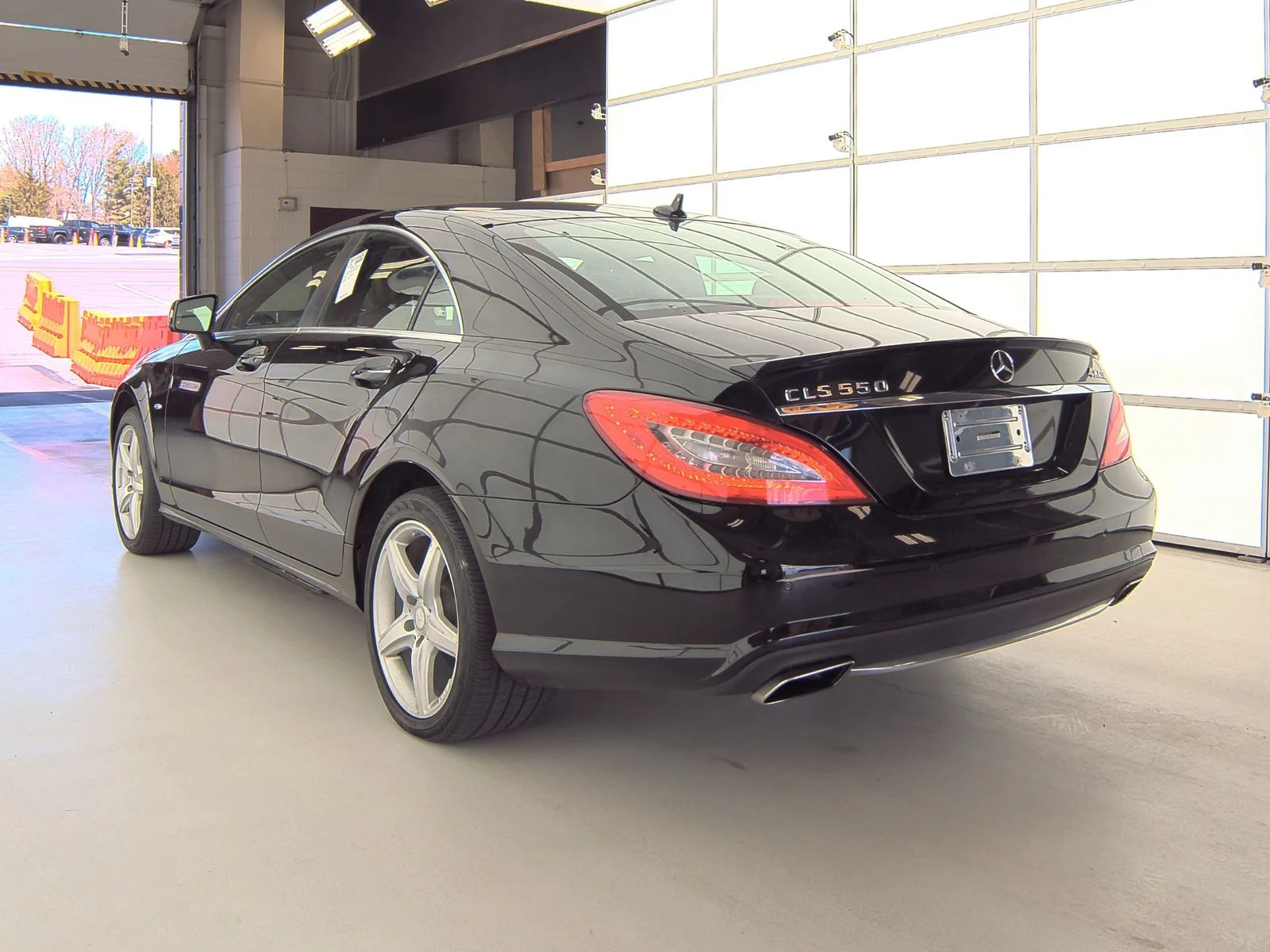 Mercedes-Benz CLS 550 4MATIC* HARMAN* OBDUH* PANO* CAMERA*  - изображение 8