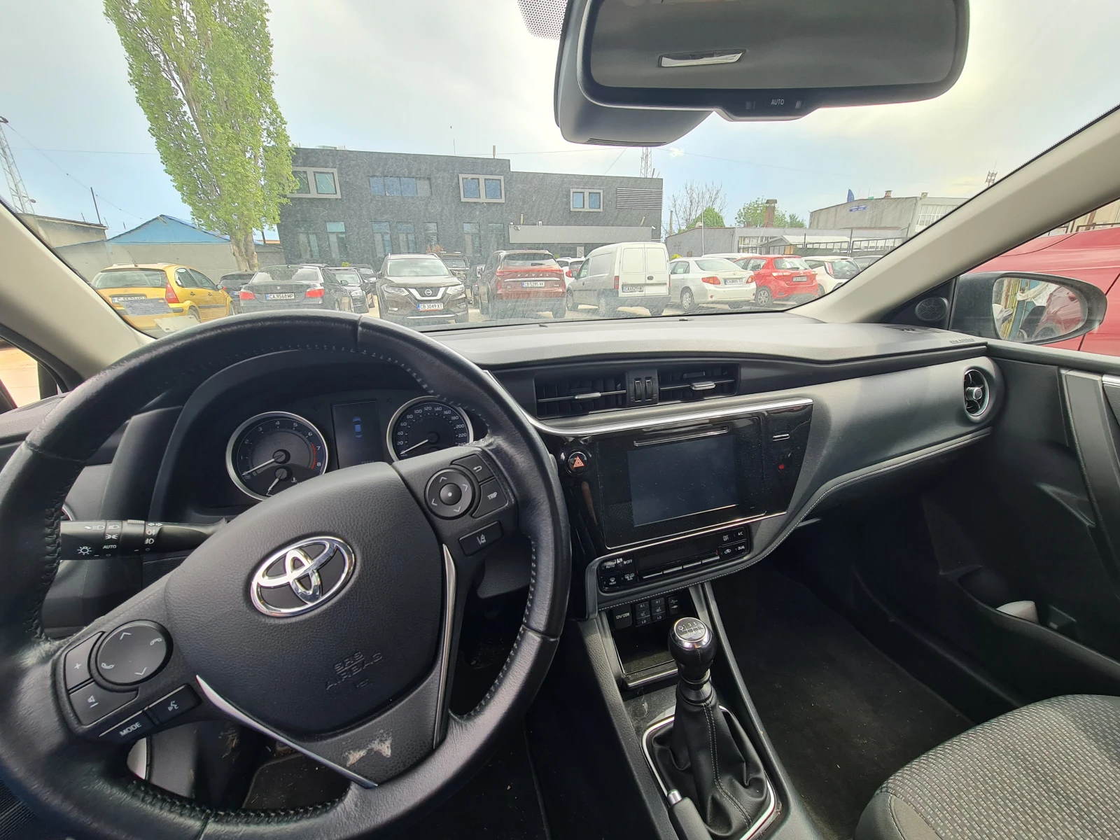 Toyota Corolla 1.6P 6MT Luna - изображение 7