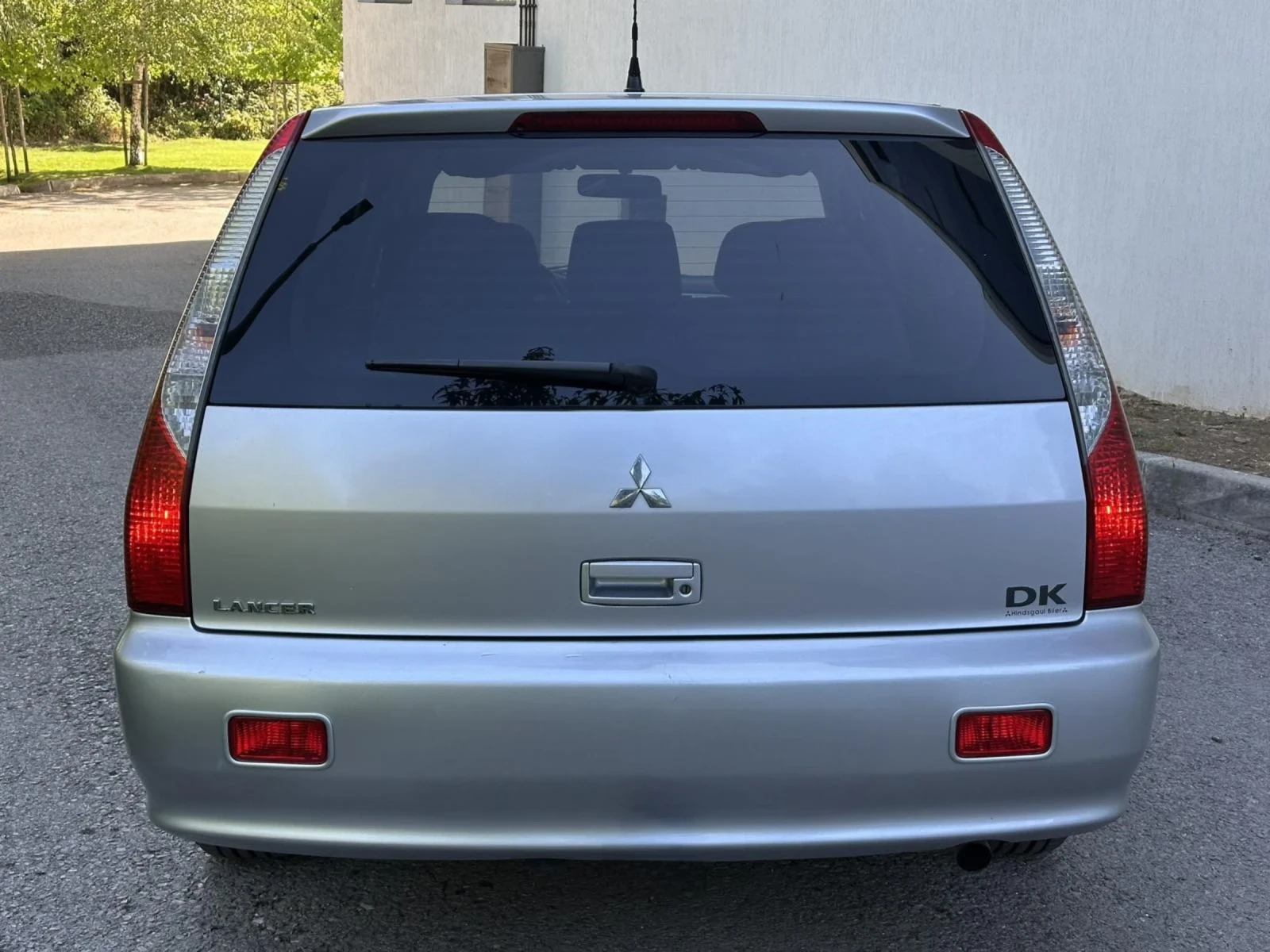 Mitsubishi Lancer 2.0i / РЕГИСТРИРАН - изображение 6