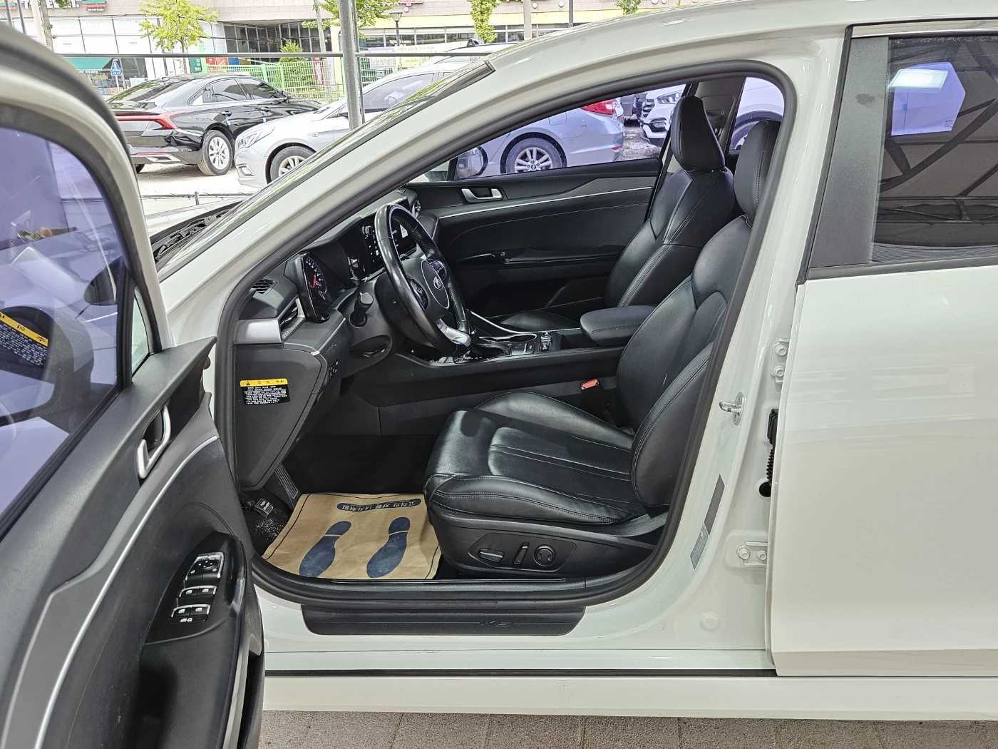 Kia K5 Гаранция, Сервиз, Резервни части Реални км - изображение 7