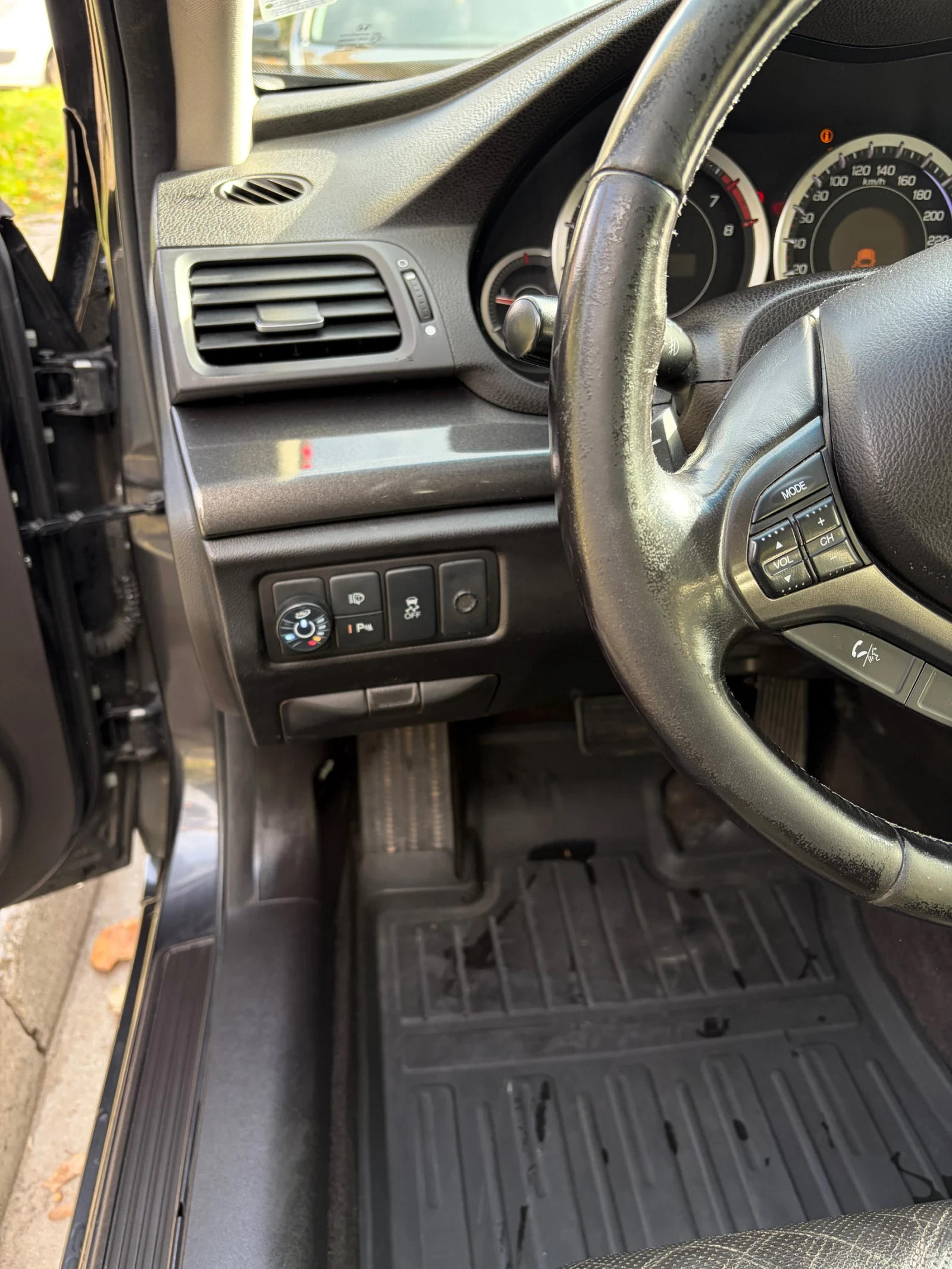 Honda Accord 8 (facelift) 2.0 i-VTEC (156 ) 6MT | Mobile.bg   12