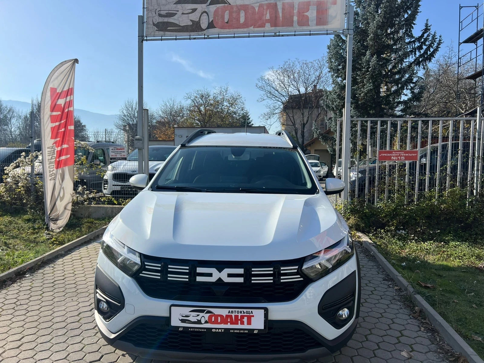 Dacia Jogger 1.0i/7MECTEH/NAVI - изображение 2