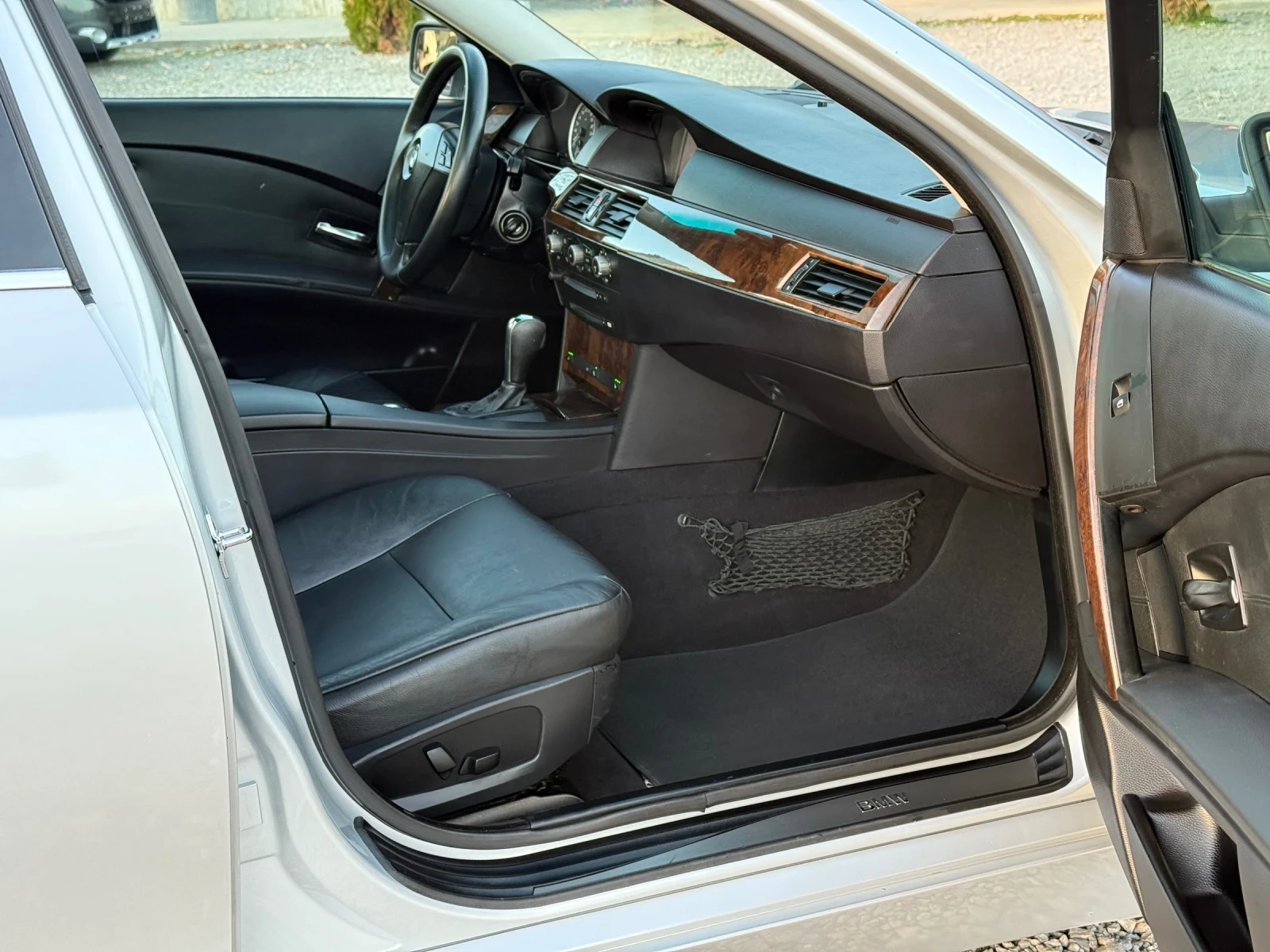 BMW 530 3.0D 218 * * * *  | Mobile.bg   11