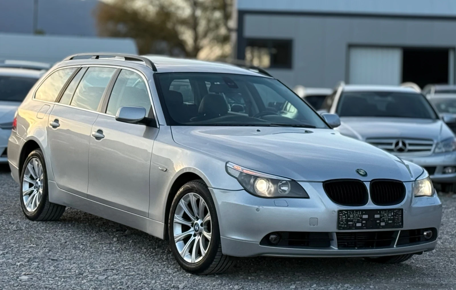 BMW 530 3.0D 218 * * * *  | Mobile.bg   1