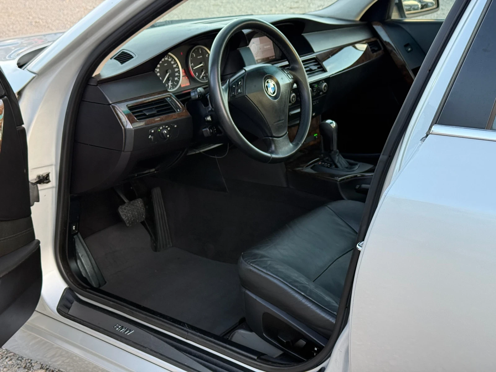 BMW 530 3.0D 218 * * * *  | Mobile.bg   9