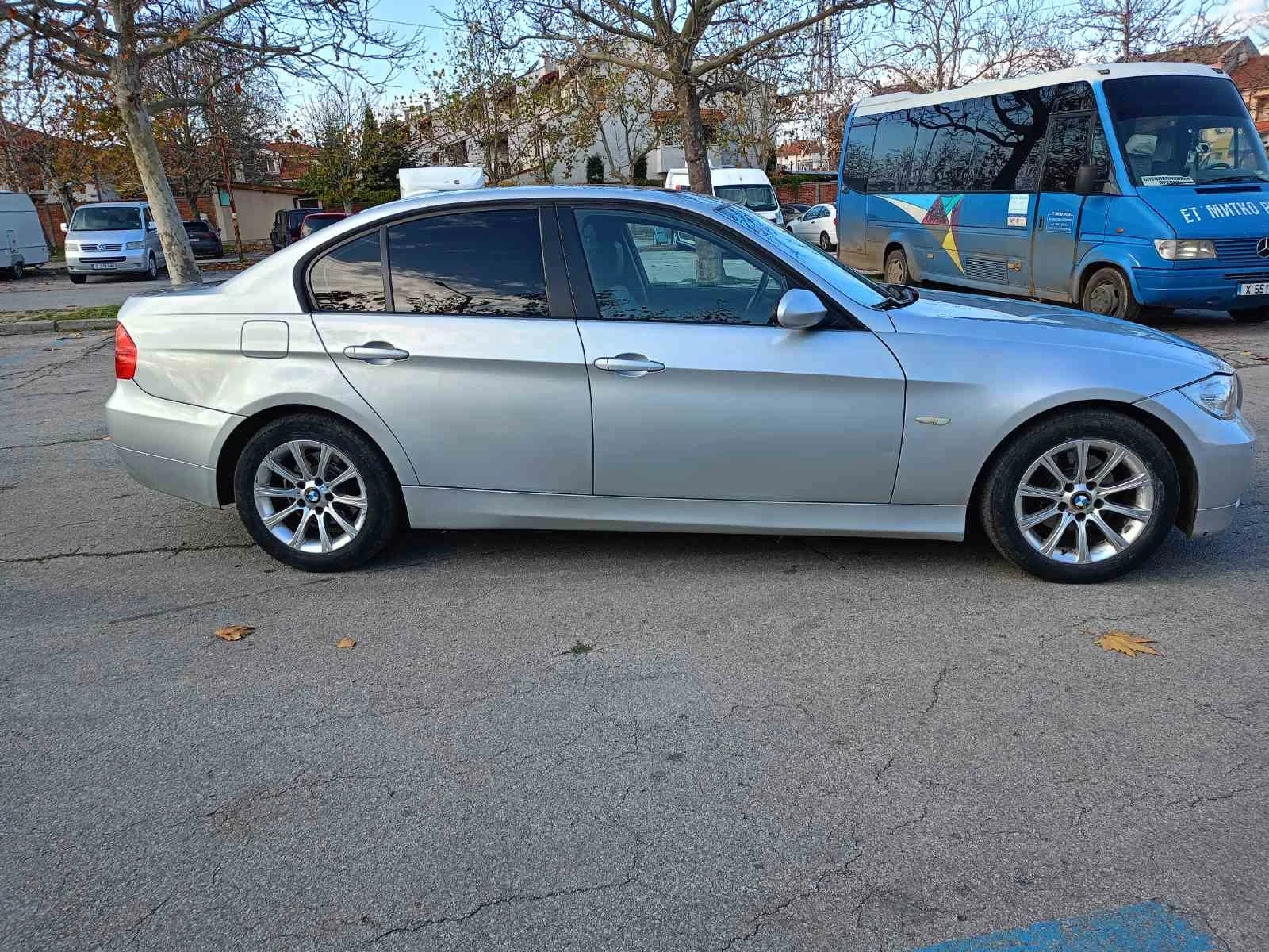 BMW 320  - изображение 5