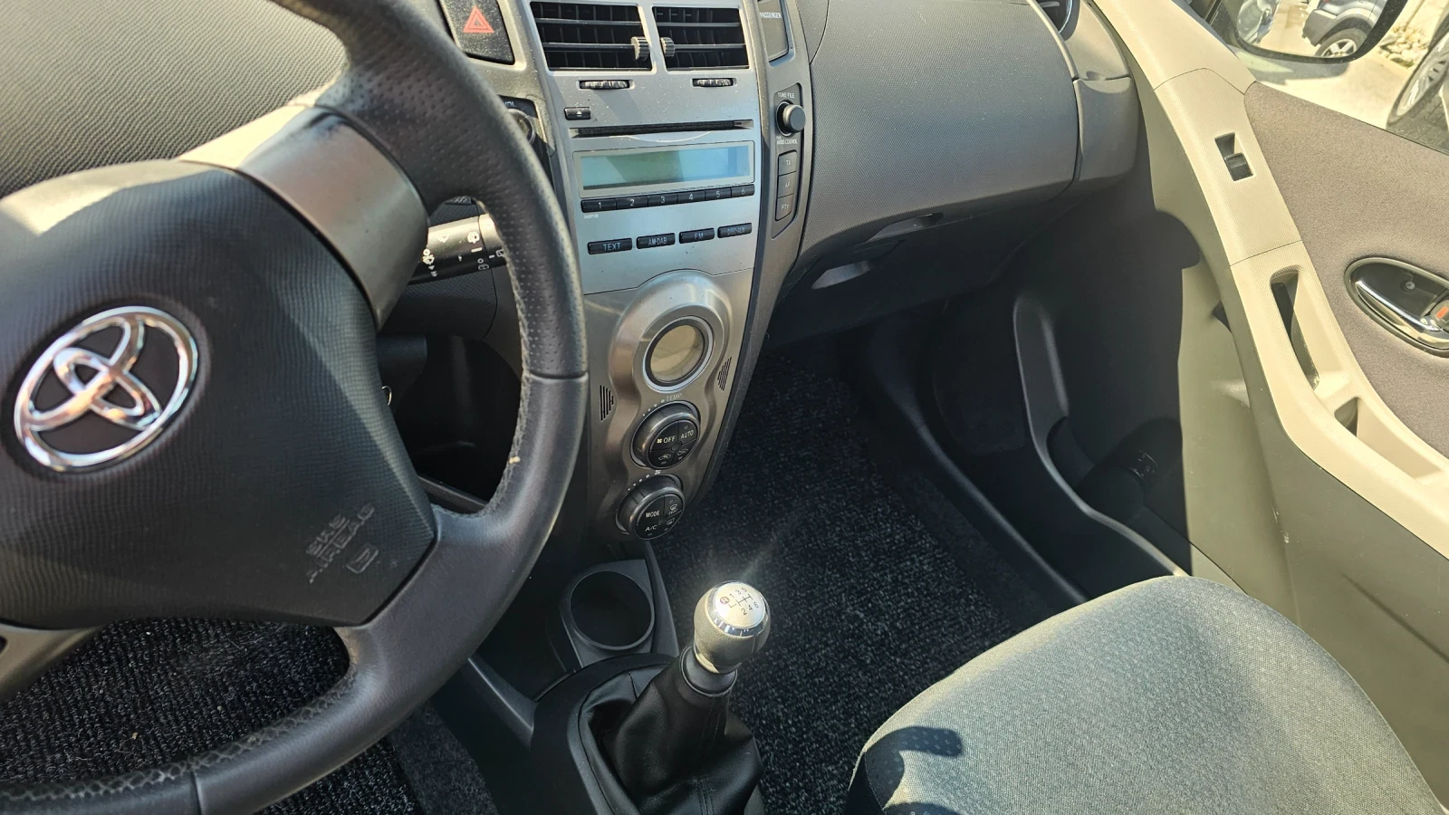 Toyota Yaris 1.3i | Mobile.bg � ����������� 7