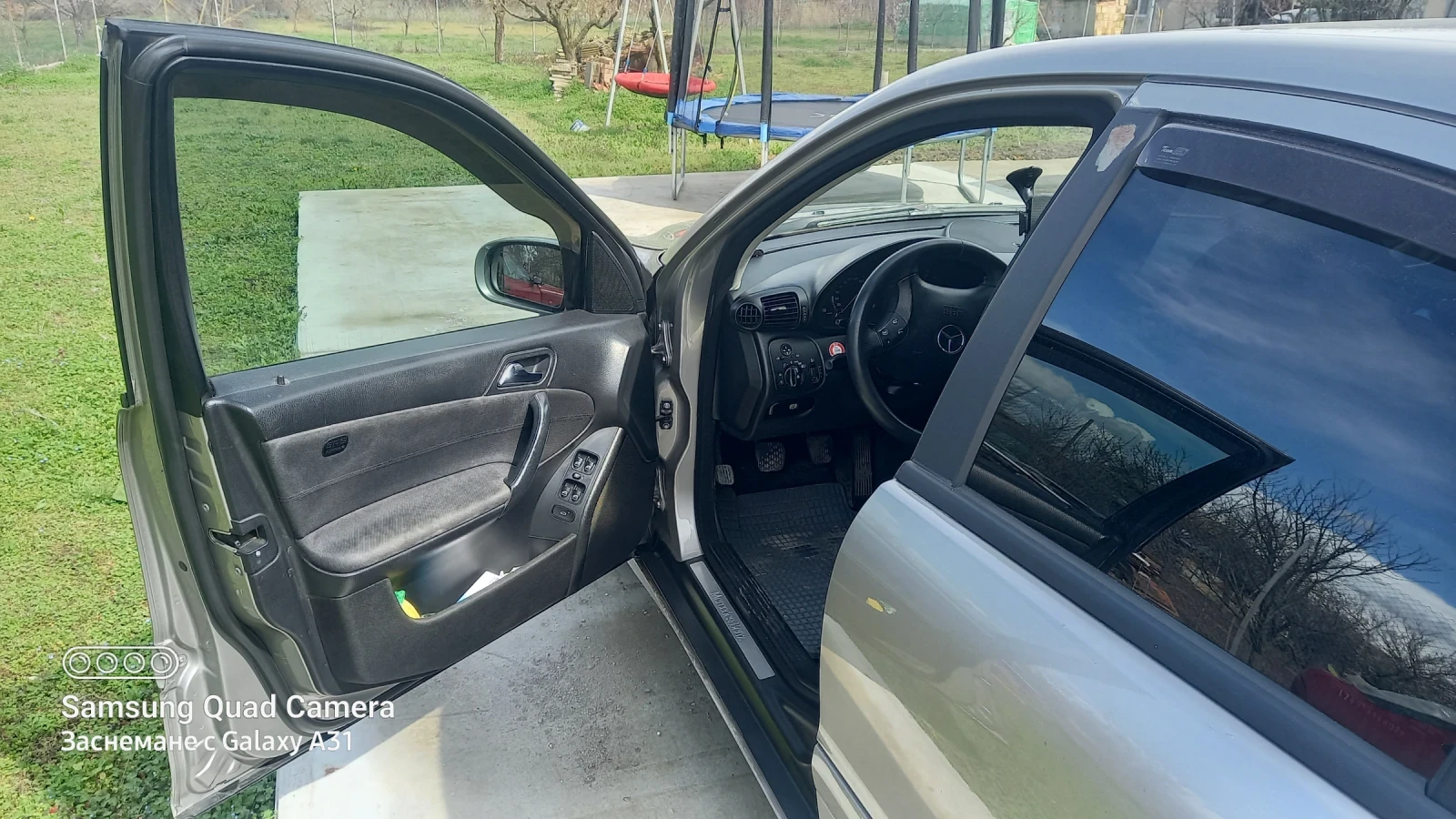 Mercedes-Benz C 220, снимка 7 - Автомобили и джипове - 54006081