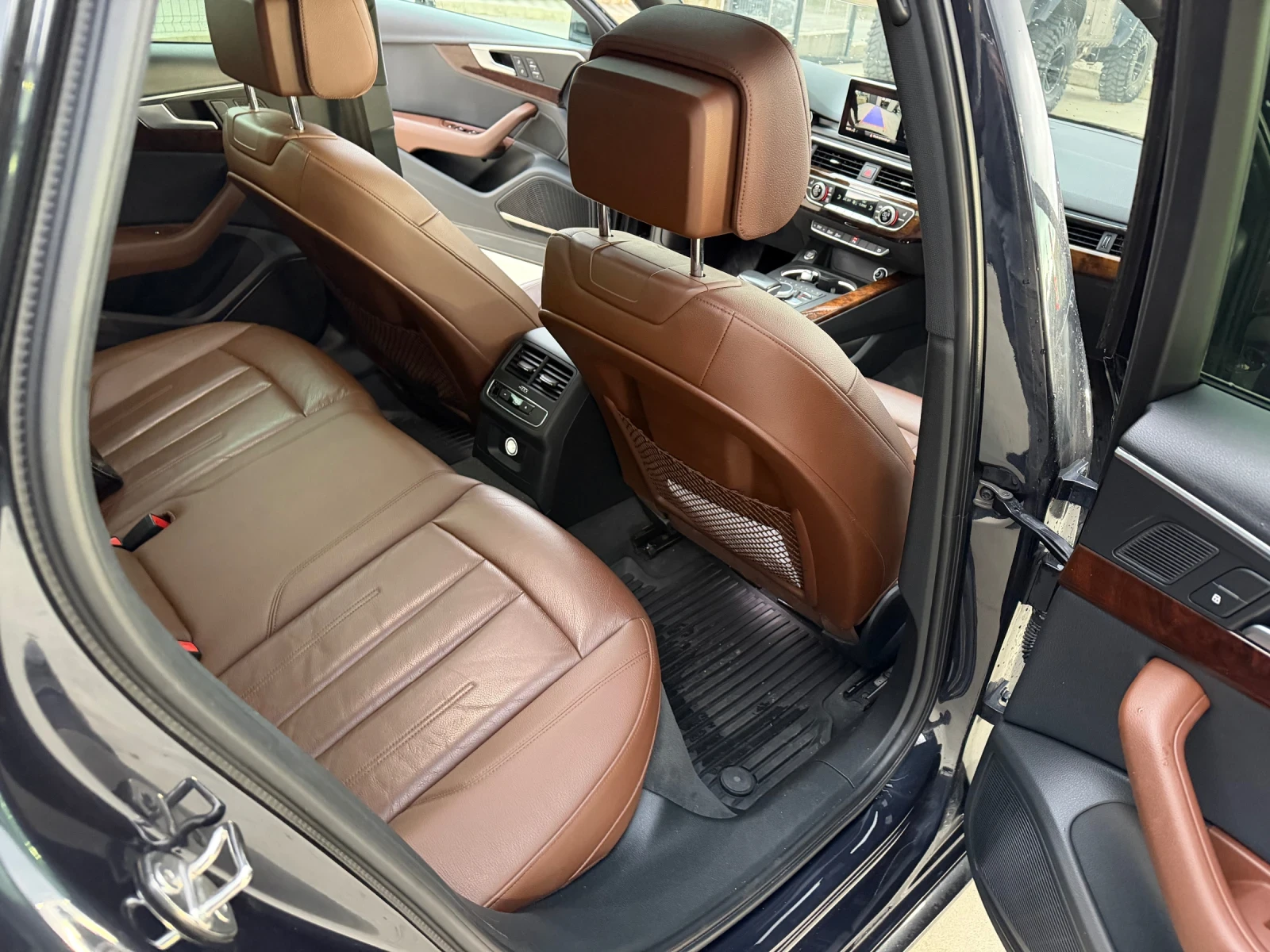 Audi A4 2.0TFSI  Quattro , снимка 12 - Автомобили и джипове - 54054145