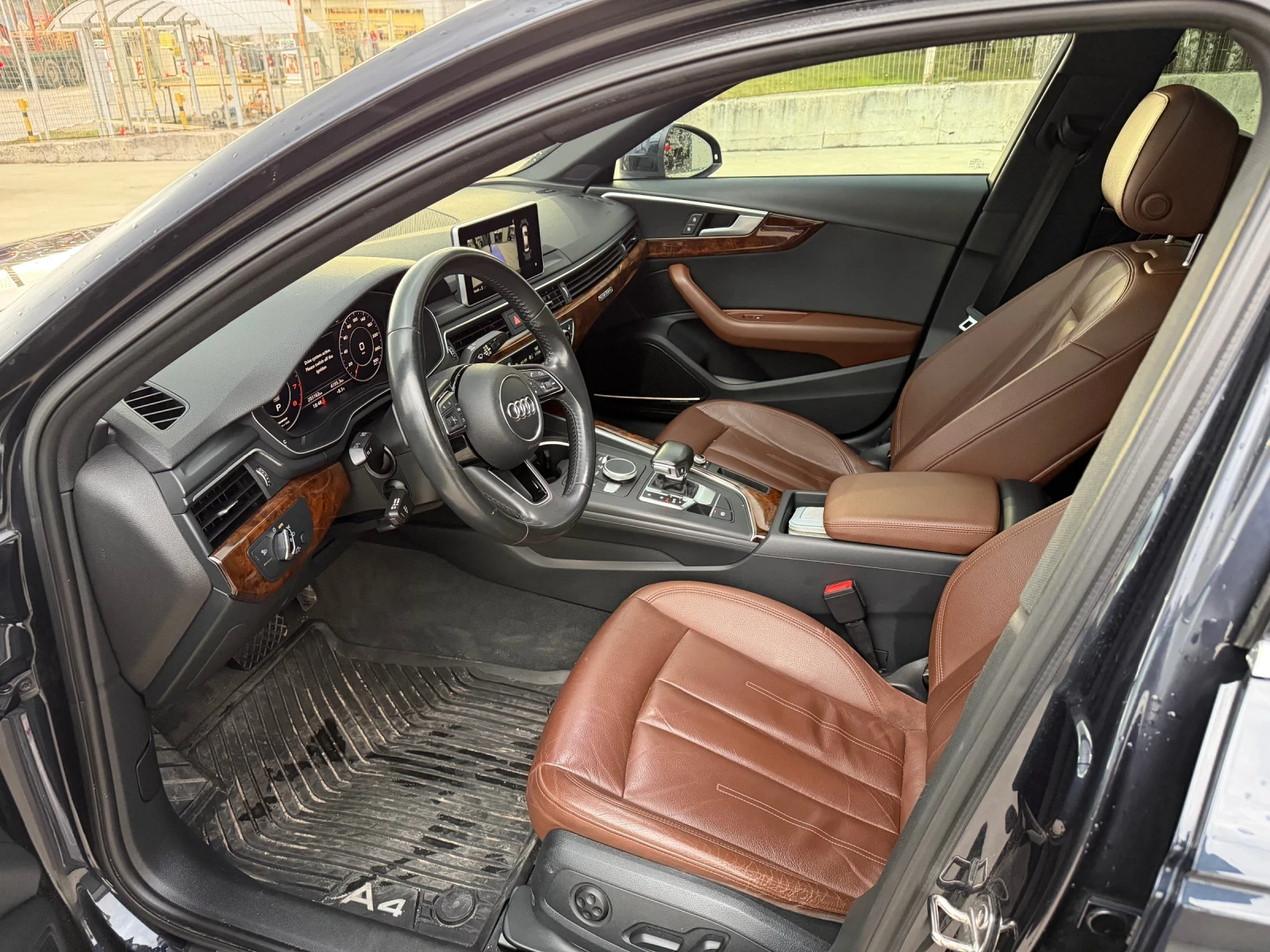 Audi A4 2.0TFSI  Quattro , снимка 5 - Автомобили и джипове - 54054145