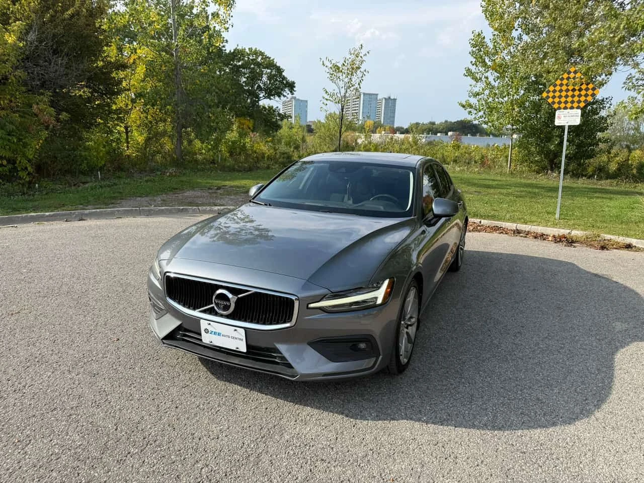 Volvo S60 * Momentum * 2 КЛЮЧА* ПОДГРЕВ* KEYLESS* PANO*  | Auto.bg — изображение 1