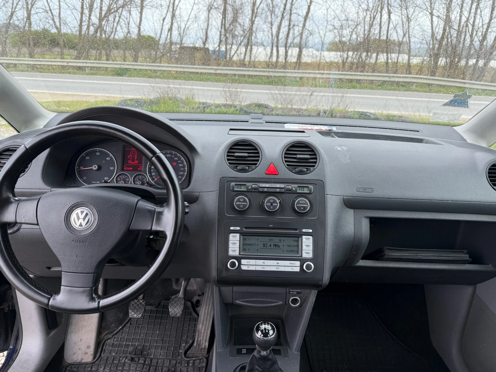VW Caddy TDI 6ск топ печка , снимка 13 - Автомобили и джипове - 54071382