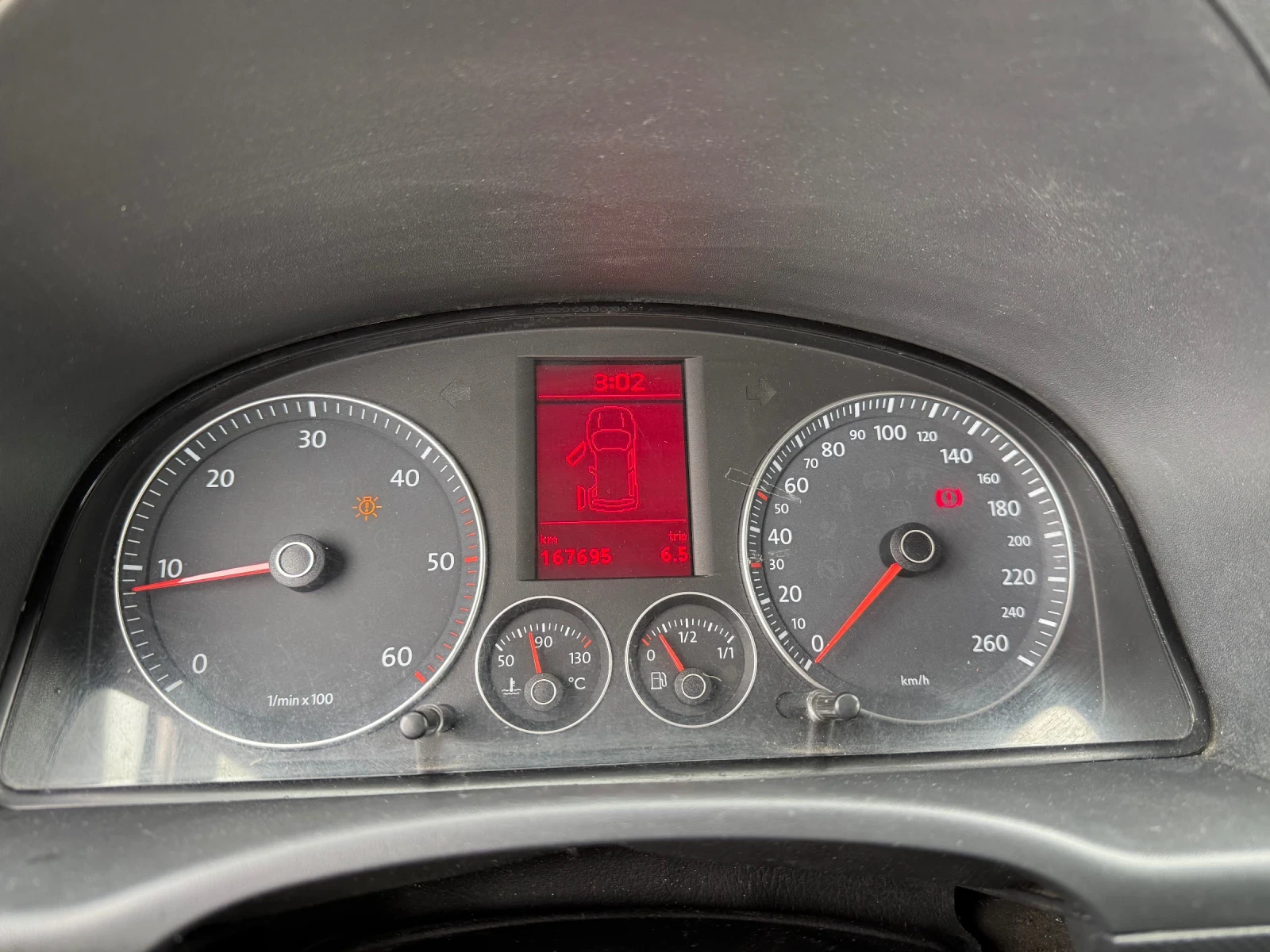 VW Caddy TDI 6ск топ печка , снимка 14 - Автомобили и джипове - 54071382