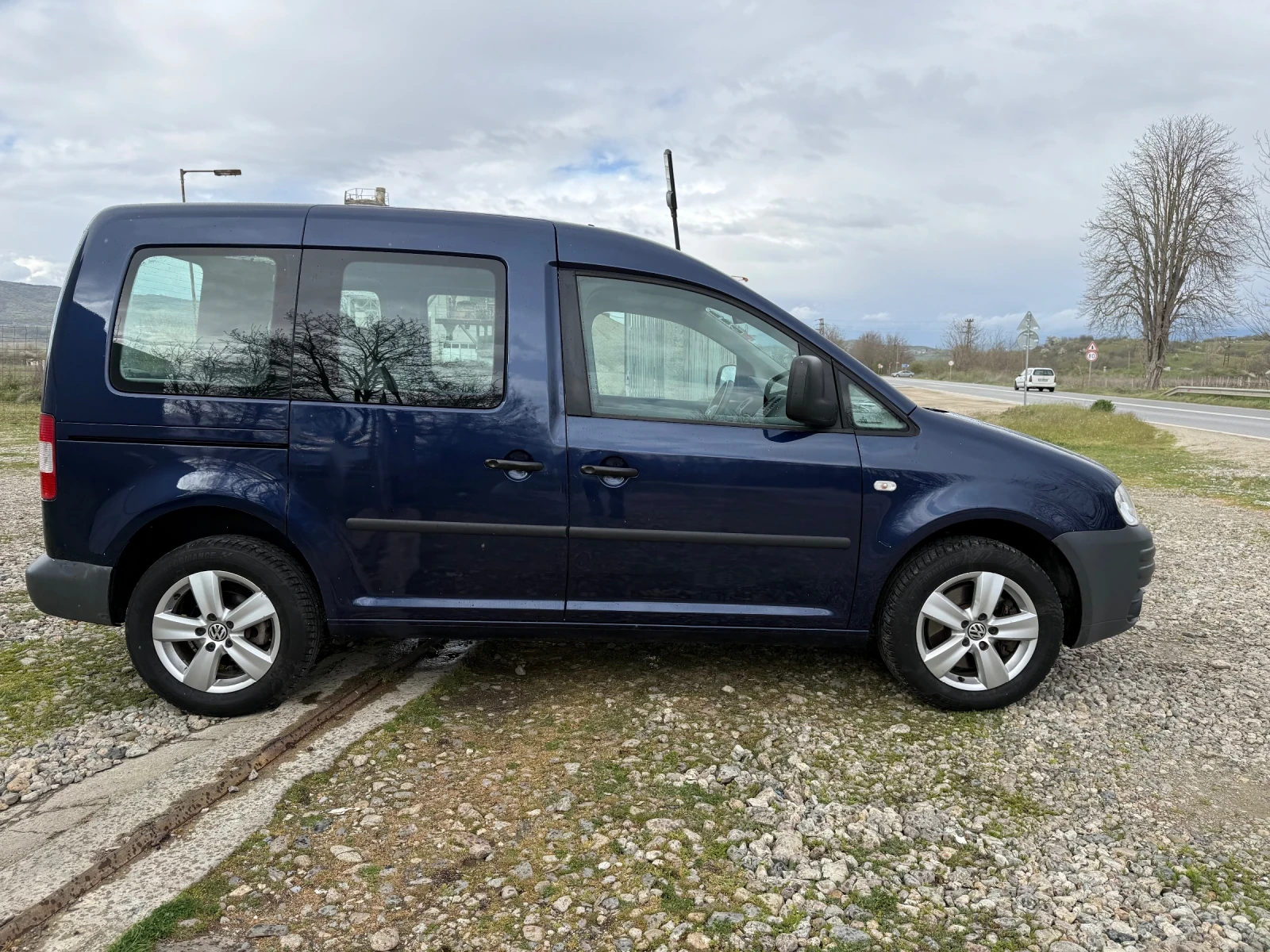 VW Caddy TDI 6ск топ печка , снимка 6 - Автомобили и джипове - 54071382