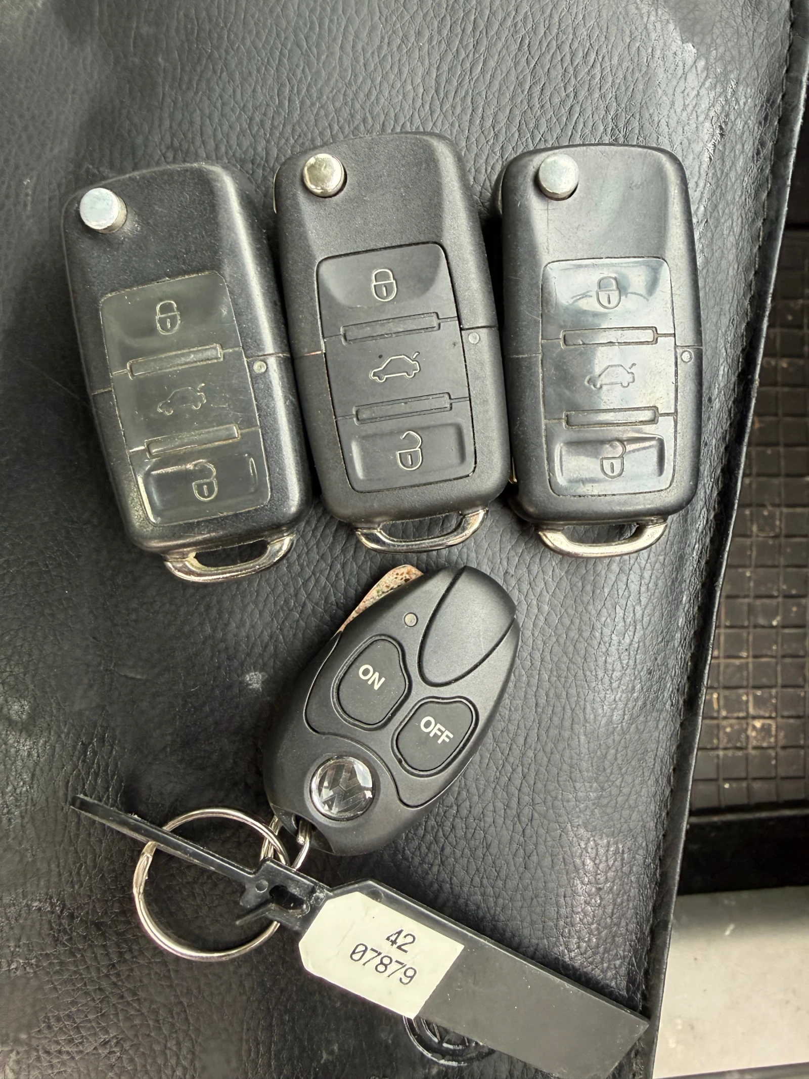 VW Caddy TDI 6ск топ печка , снимка 16 - Автомобили и джипове - 54071382