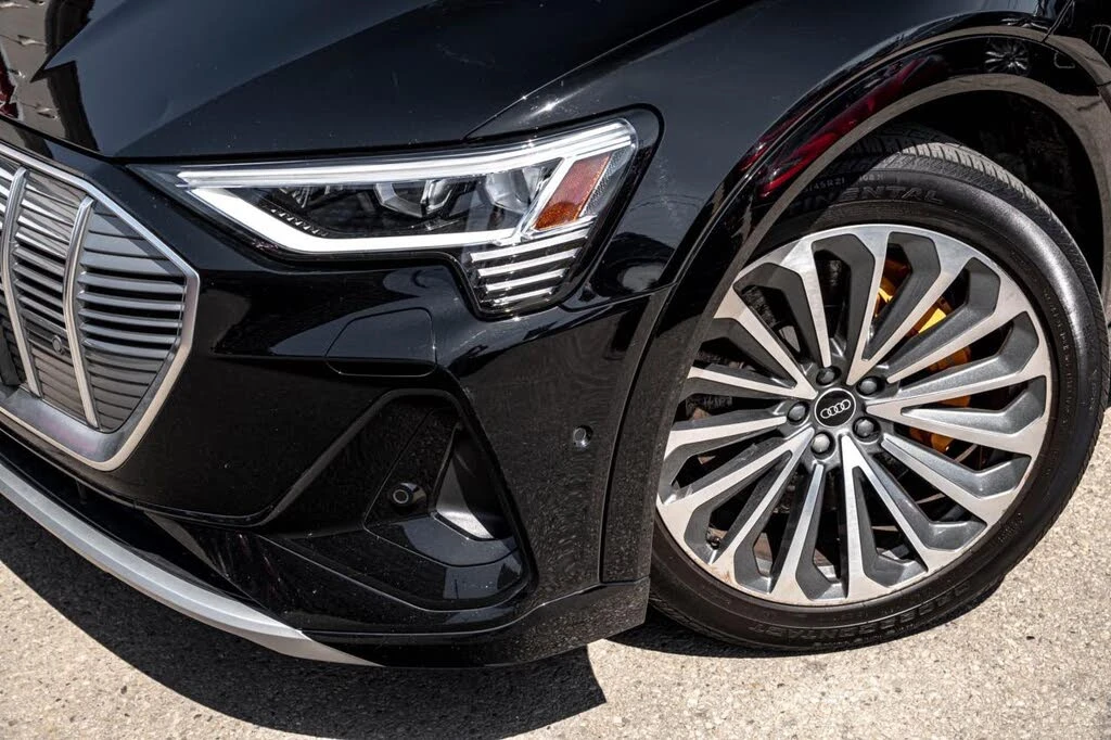 Audi E-Tron * QUATTRO* PROGRESSIV* SPORTBACK* , снимка 2 - Автомобили и джипове - 54175975