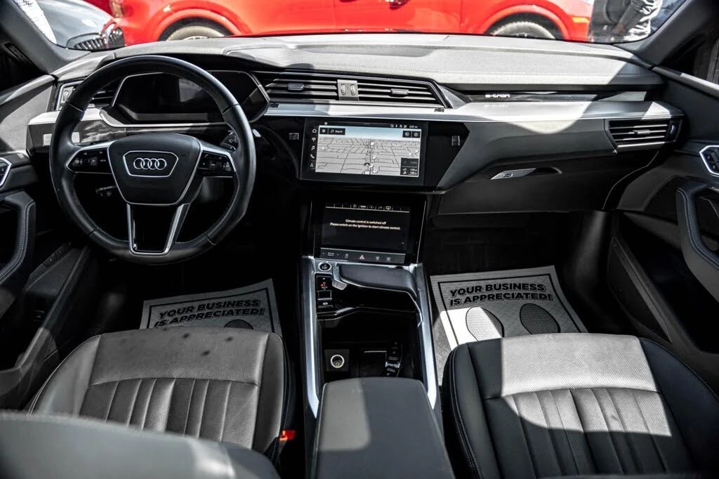 Audi E-Tron * QUATTRO* PROGRESSIV* SPORTBACK* , снимка 7 - Автомобили и джипове - 54175975