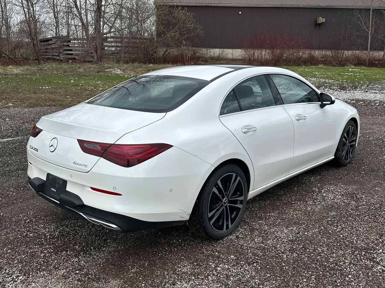 Mercedes-Benz CLA 250  CARFAX * ДИСТРОНИК * СЛЕДЕНЕ НА ЛЕНТИ, снимка 5 - Автомобили и джипове - 54215071