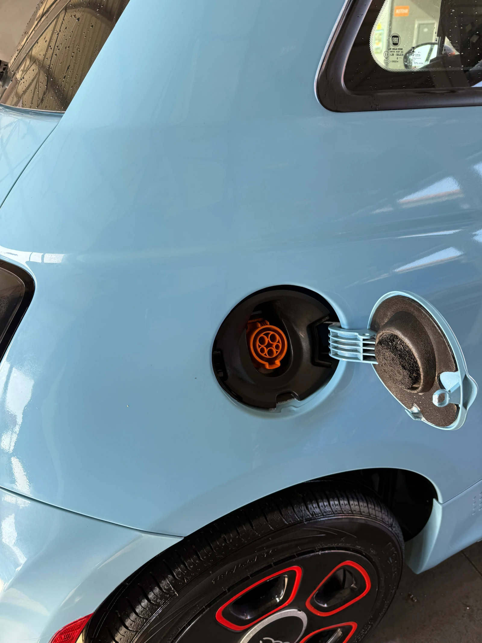 Fiat 500e, снимка 16 - Автомобили и джипове - 54237875