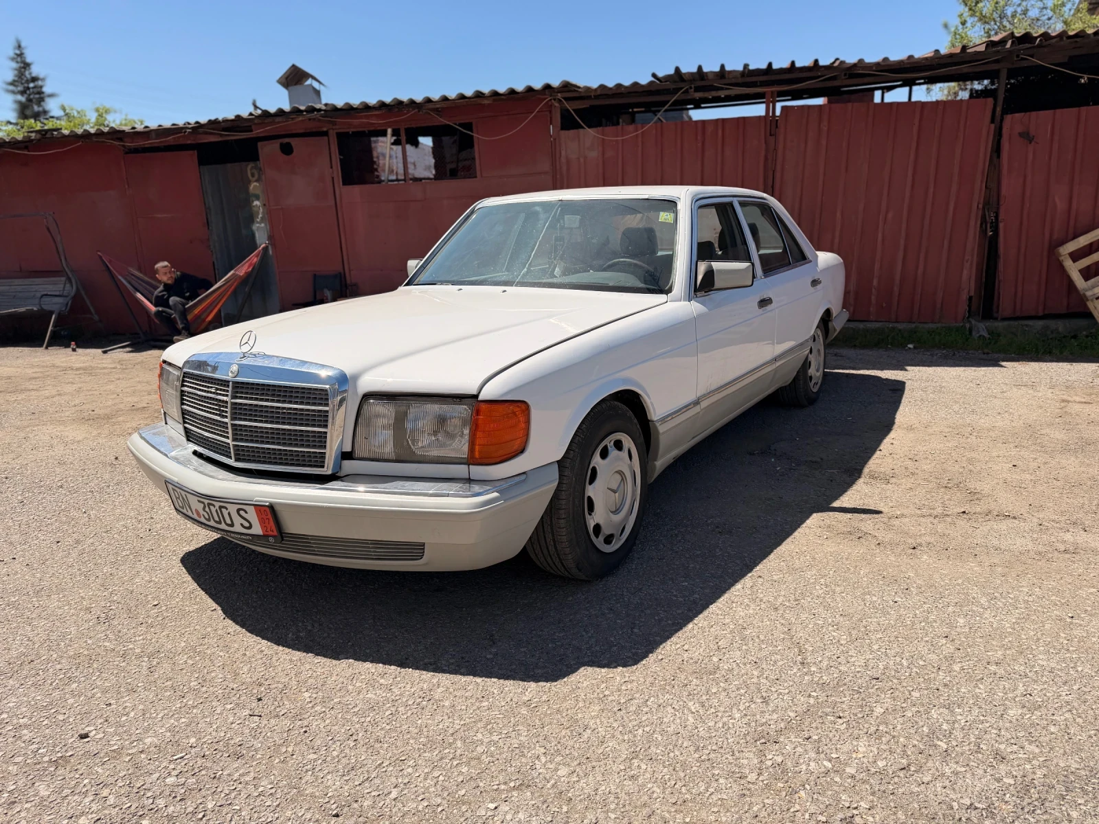 Mercedes-Benz 126 300SE, снимка 3 - Автомобили и джипове - 54332299