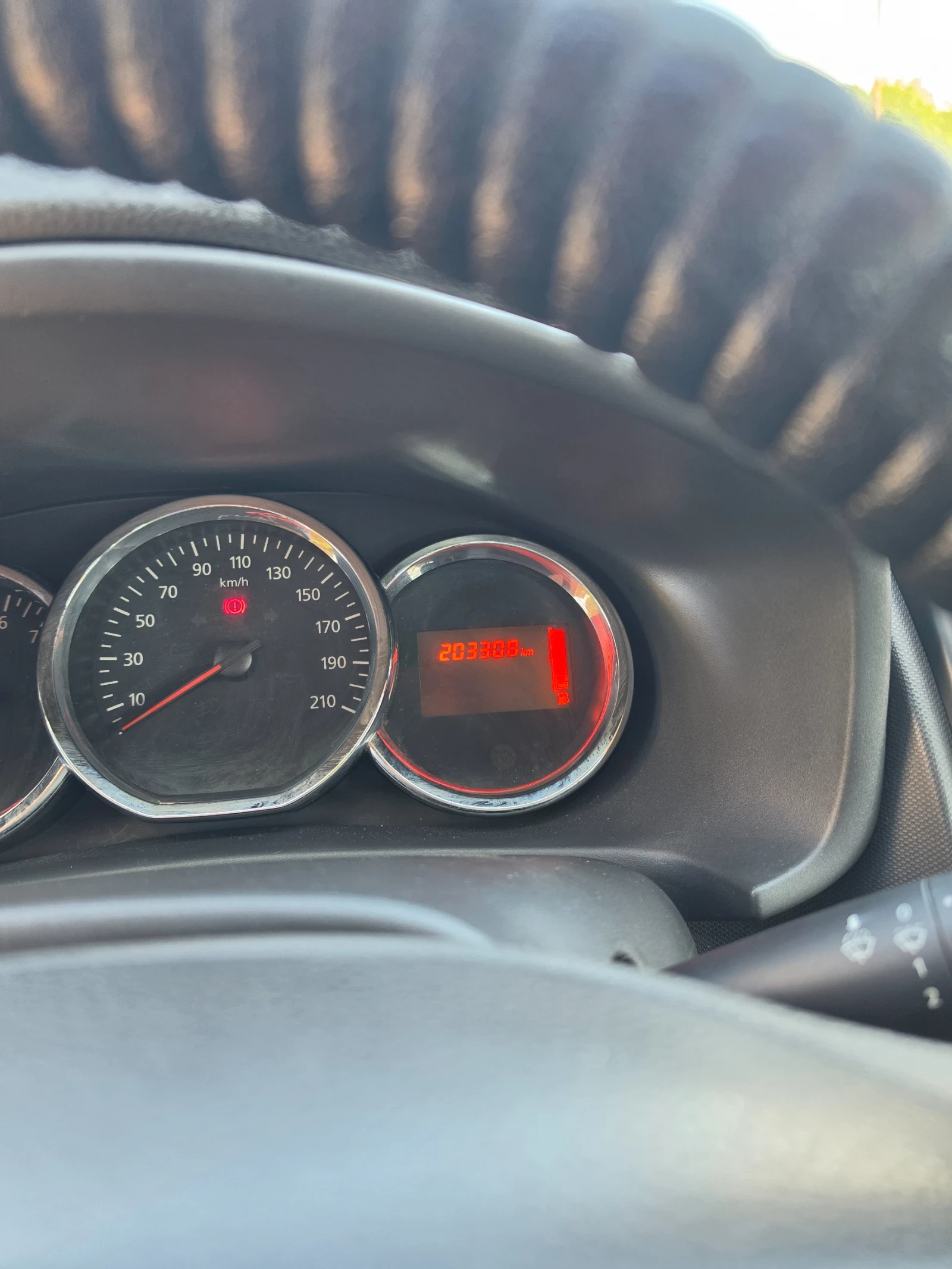 Dacia Sandero, снимка 17 - Автомобили и джипове - 54931751