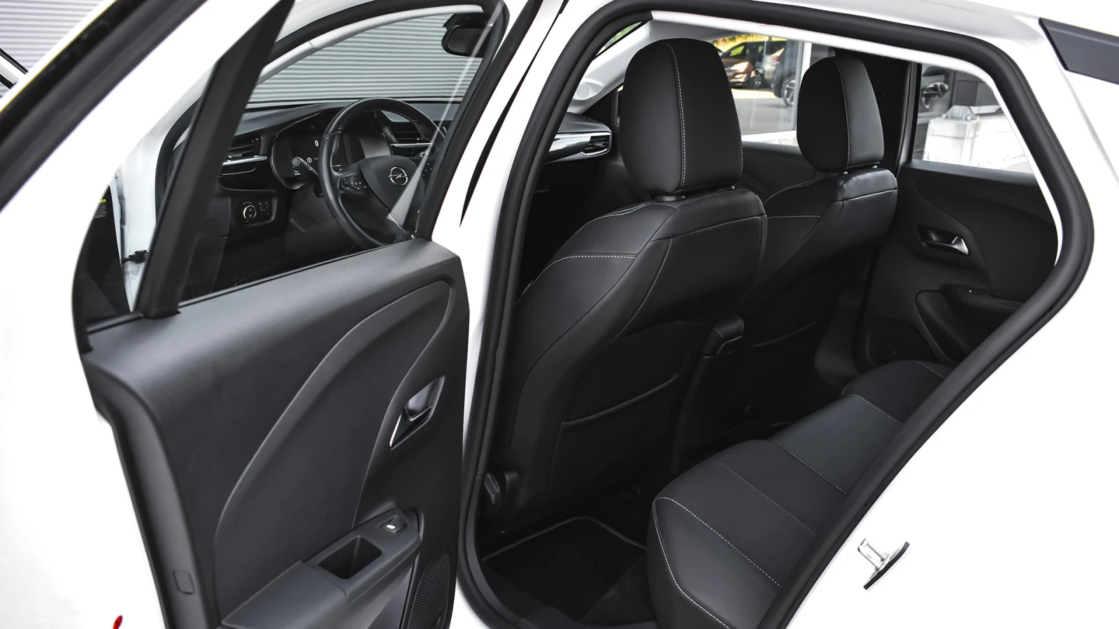 Opel Corsa e-Elegance 50 kWh, снимка 9 - Автомобили и джипове - 55044841