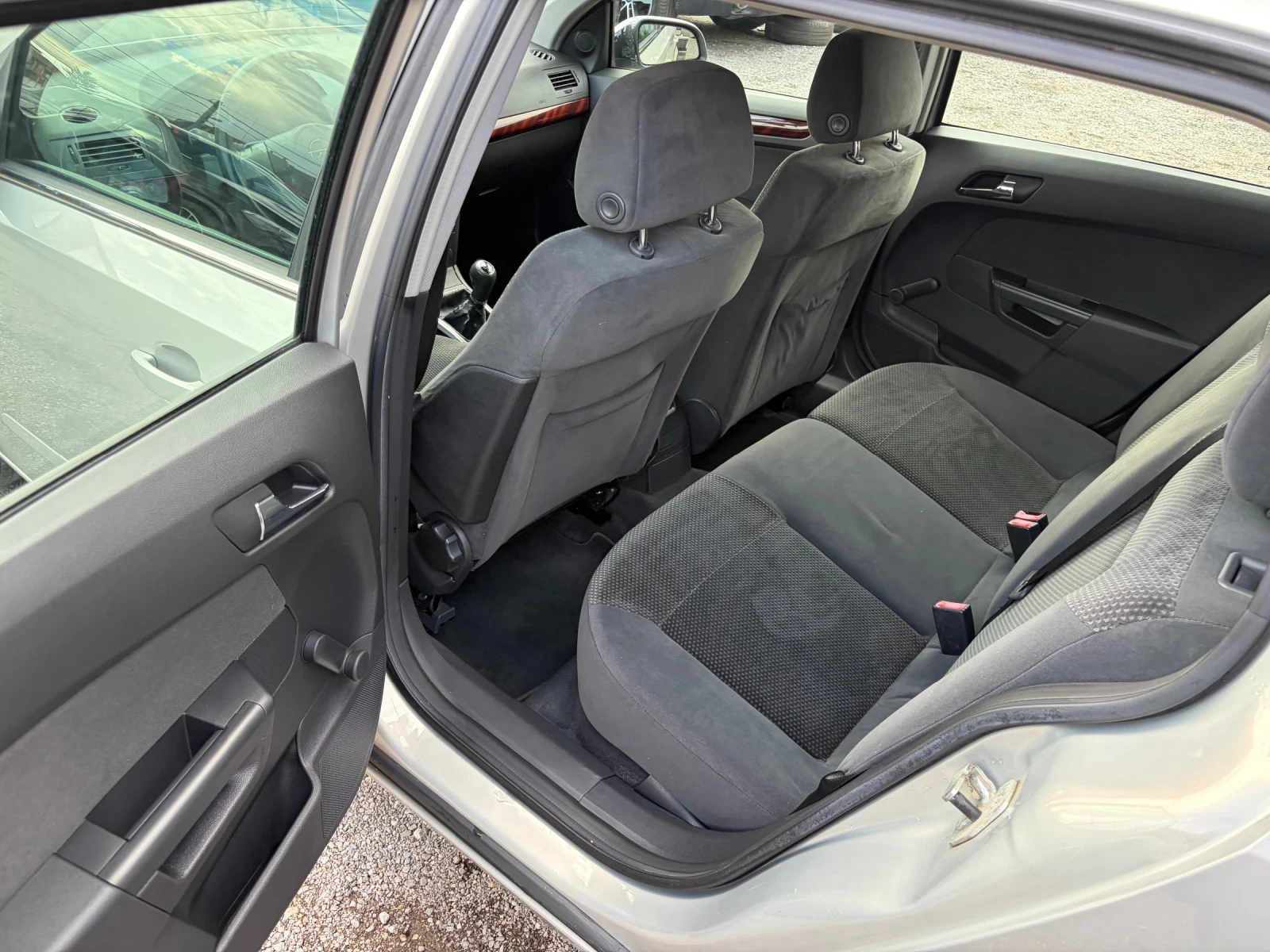 Opel Astra, снимка 10 - Автомобили и джипове - 55141238