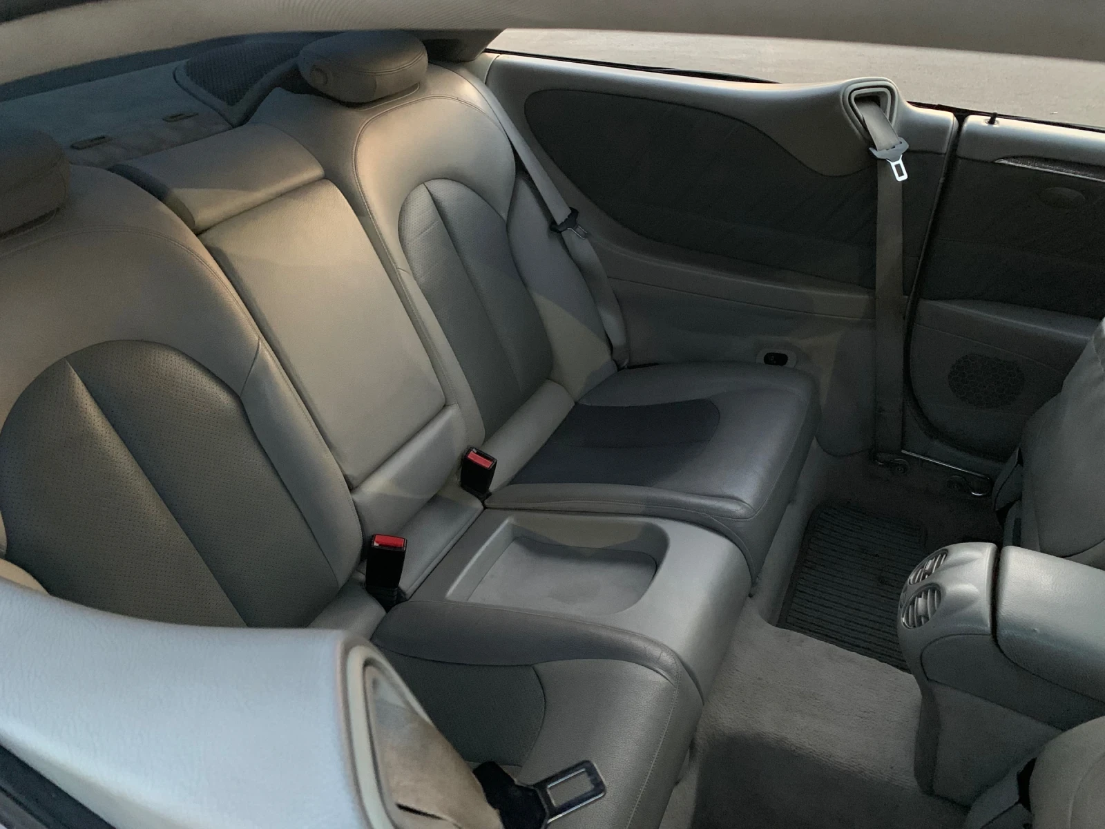 Mercedes-Benz CLK, снимка 16 - Автомобили и джипове - 55244284