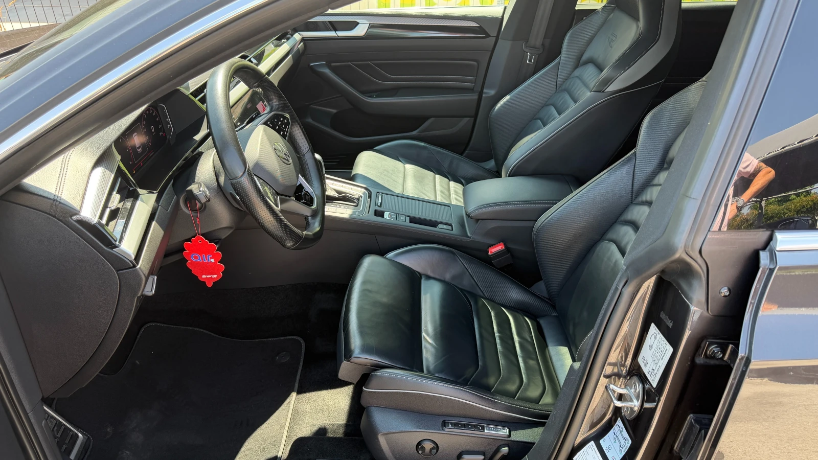 VW Arteon R-Line Shooting Break 2.0 TDI Automatic, снимка 8 - Автомобили и джипове - 55661881