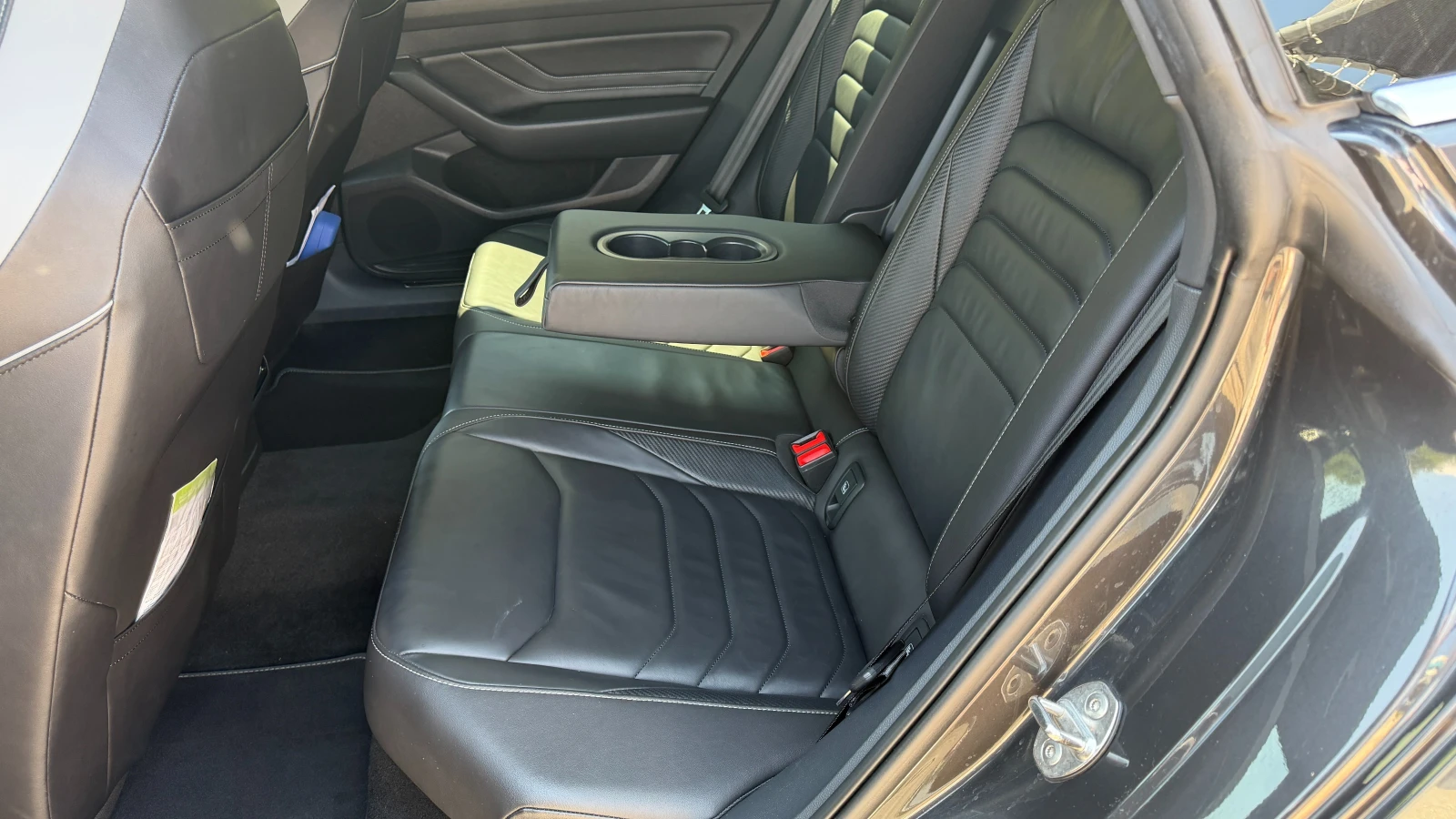 VW Arteon R-Line Shooting Break 2.0 TDI Automatic, снимка 10 - Автомобили и джипове - 55661881