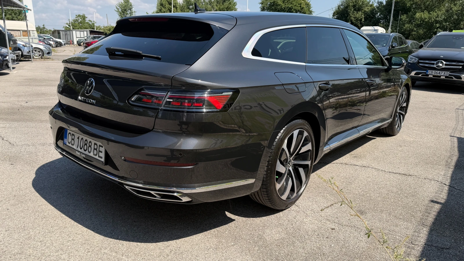 VW Arteon R-Line Shooting Break 2.0 TDI Automatic, снимка 6 - Автомобили и джипове - 55661881