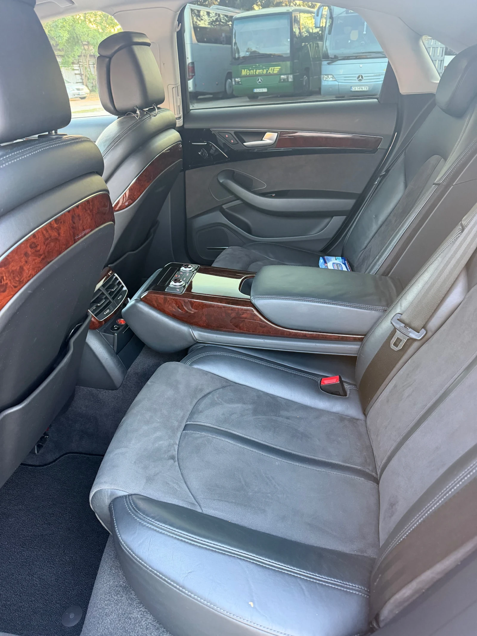 Audi A8 4.2, снимка 9 - Автомобили и джипове - 55742846