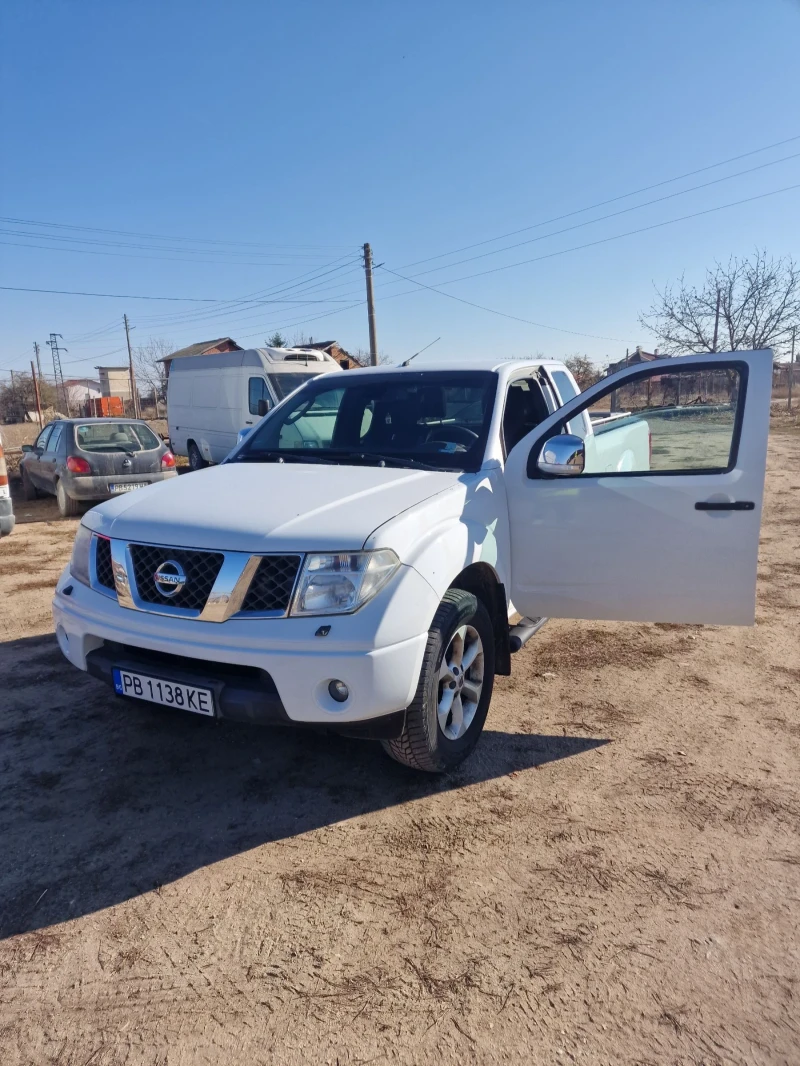 Nissan Navara, снимка 1 - Автомобили и джипове - 48011693